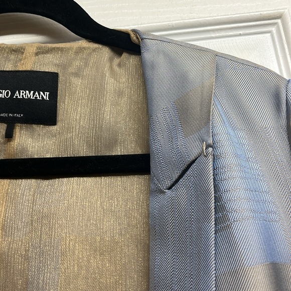 Giorgio Armani Runway STUNNING Size 46 Sold Out!!! Spring Summer collection 2023 - Picture 9 of 13